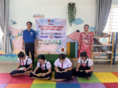 Tuổi trẻ Phường 2 hưởng ứng "Ngày sách và văn hóa đọc Việt Nam" 2024