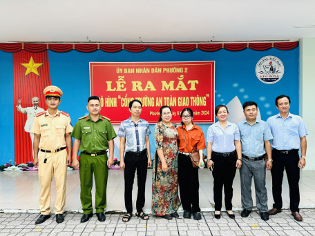 Lễ ra mắt mô hình “Cổng trường an toàn giao thông” Trường Tiểu học Kim Đồng